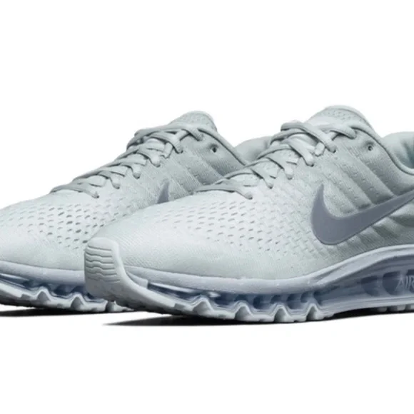 NWT Nike Air Max 2017 Women’s size 12 sneakers
